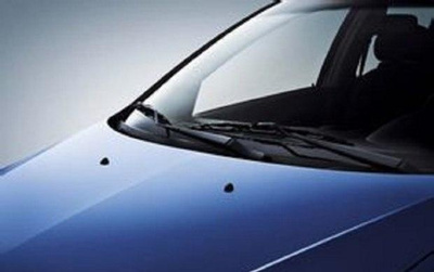 車上最貴的玻璃竟然是它，緊急情況可別砸錯(cuò)了